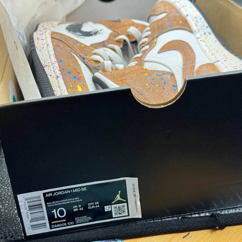 Size 10 Air Jordan 1 SE Mid Mens Black White Brushstroke Paint Shoes DA8005-100 - Picture 12 of 12